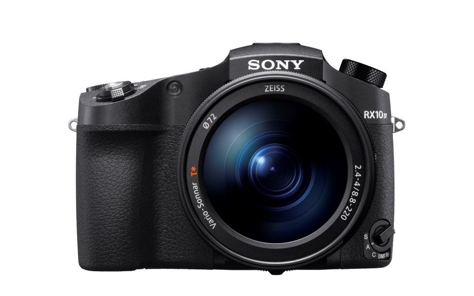 Sony Lanseaza Camera Rx10 Iv Care Are Cel Mai Rapid Autofocus Din Lume