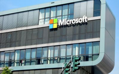 Microsoft vrea sa lanseze o tableta pliabila! Andromeda va indeplini si functiile unui telefon