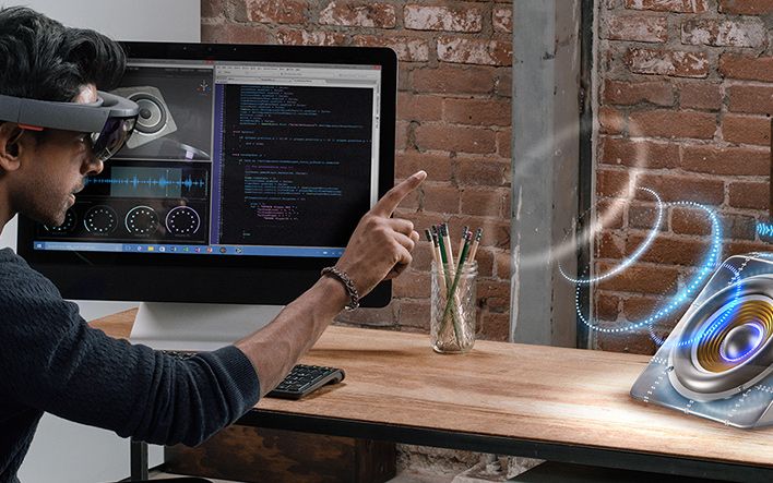 Ochelarii de realitate mixta Microsoft HoloLens vor fi disponibili si in Romania Ochelarii De Realitate Mixta Microsoft Hololens Vor Fi Disponibili Si In Romania