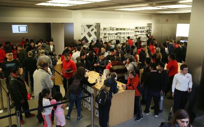Black Friday 2017. Ce produse isi doresc romanii si din ce magazine le vor cumpara
