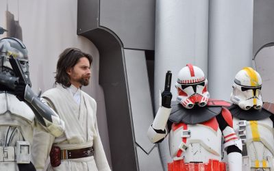 Surpriza deosebita pentru fanii Star Wars! Samsung lanseaza un gadget special pentru ei