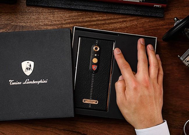 Cat De Bun Este Alpha One Telefonul Cate Costa 2 500 De Dolari