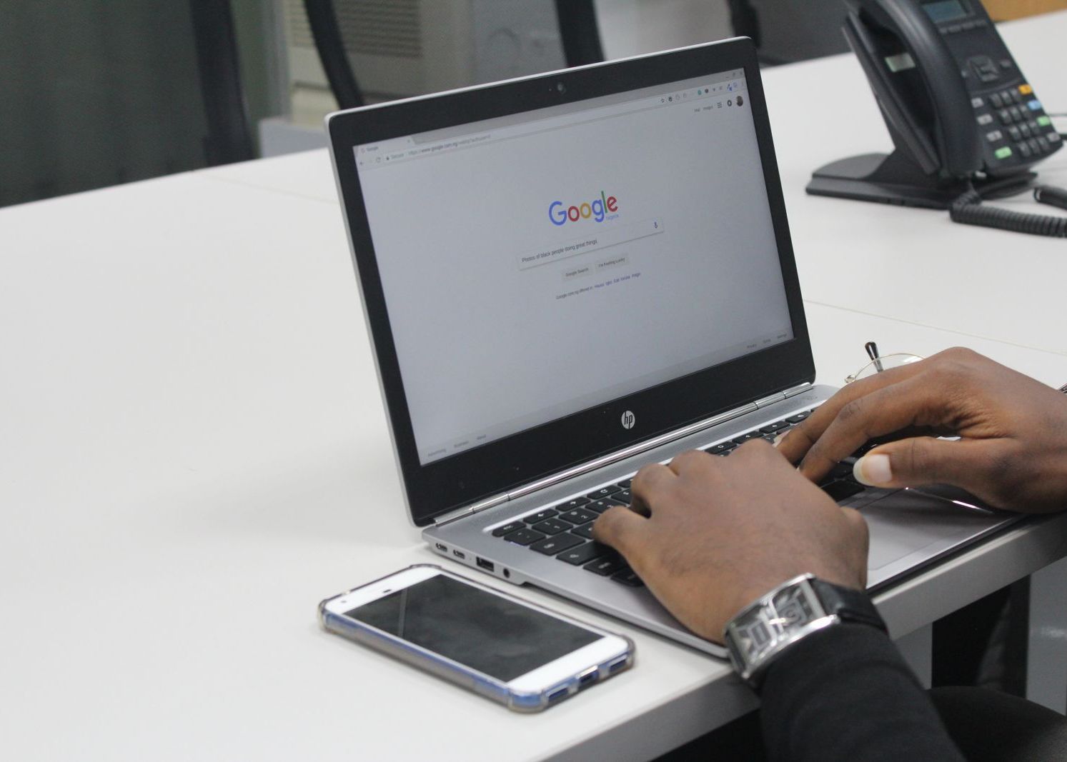 Care a fost cel mai cautat smartphone pe Google in 2017. Top 10 gadgeturi de interes Care A Fost Cel Mai Cautat Gadget Pe Google In 2017