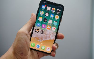 Ce parere au utilizatorii iPhone X despre noul smartphone. Concluzia unui sondaj