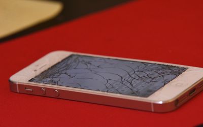 Ce se intampla cu bateriile de la iPhone? Doua explozii inregistrate in doua zile
