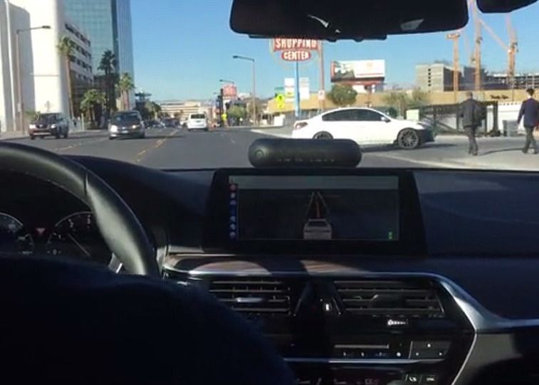 Moment Incredibil Cum A Reactionat O Masina Autonoma Cand Un Autoturism I A Taiat Calea