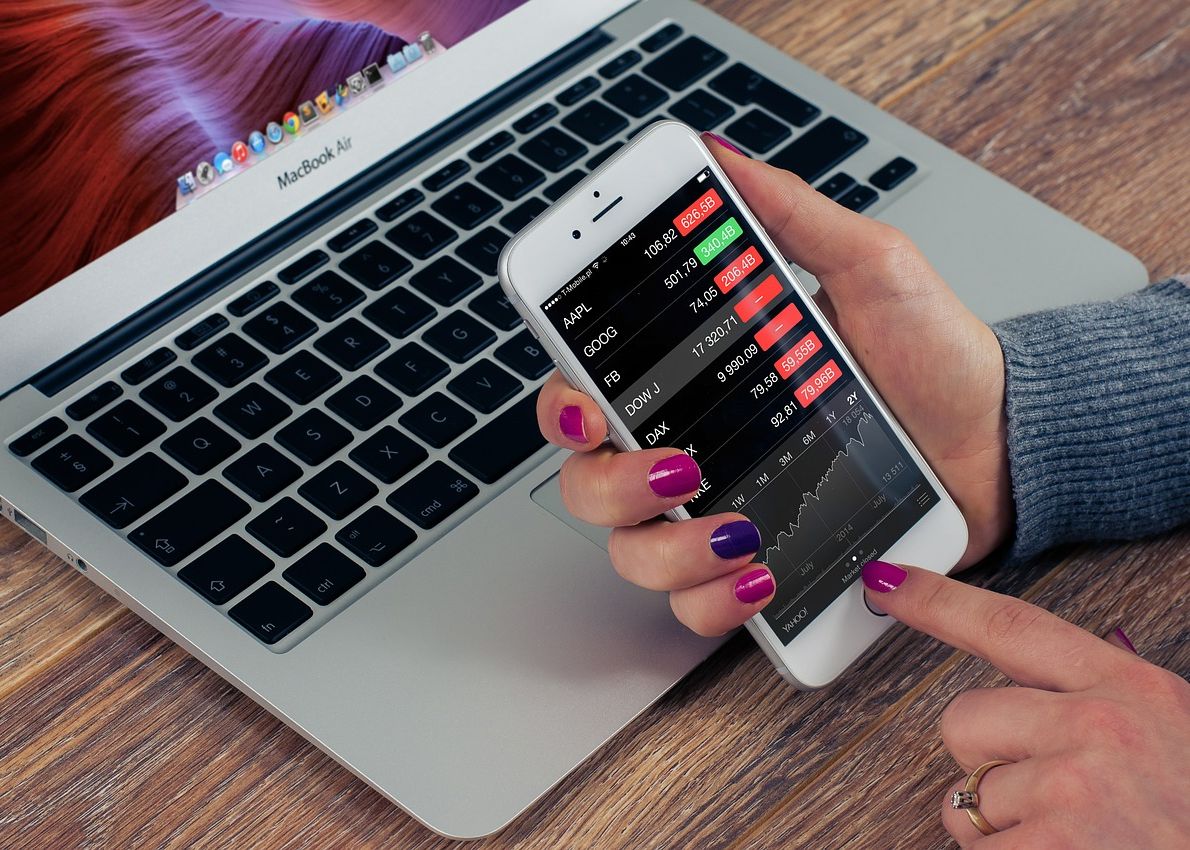 Dupa 10 ani, Apple renunta la unul dintre cele mai populare gadgeturi. Ce va lansa in schimb Dupa 10 Ani Apple Renunta La Unul Dintre Cele Mai Populare Gadgeturi Ce Va Lansa In Schimb