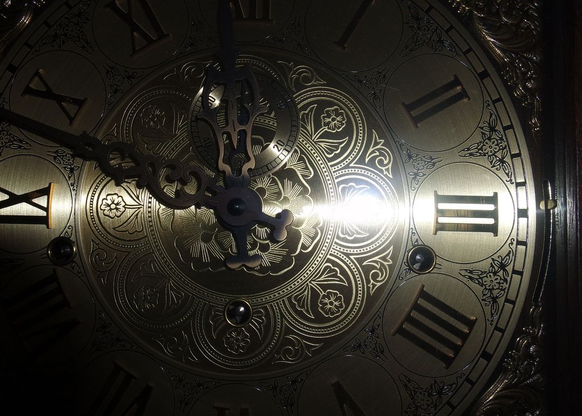 Ceasul Apocalipsei Dat Cu 30 De Secunde Inainte Mai Sunt Doar 2 Minute Pana La Sfarsitul Lumii