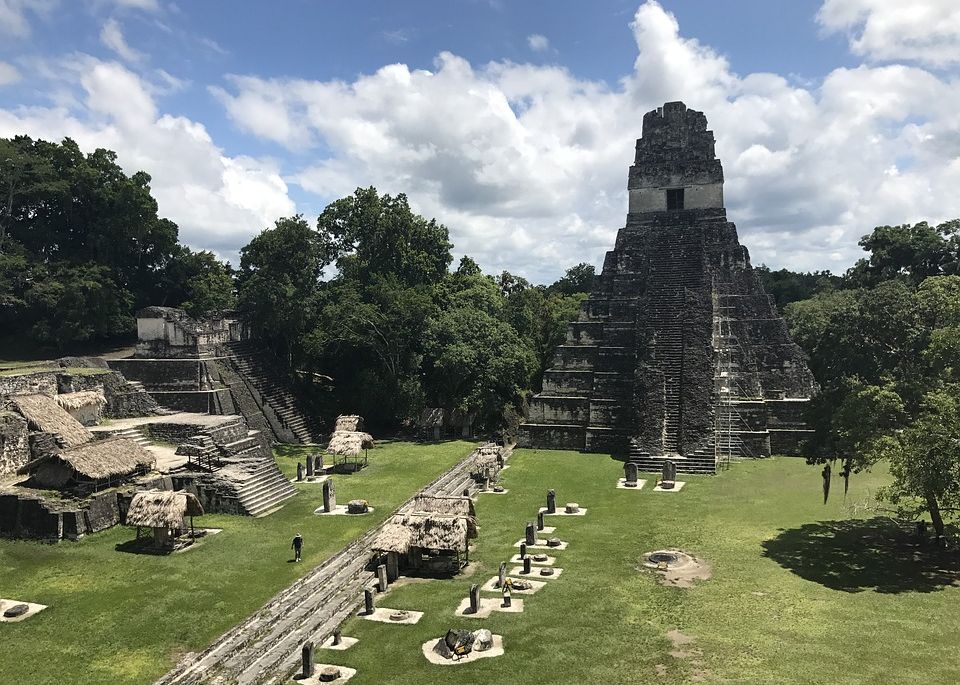Piramide ascunse in jungla din Guatemala descoperite cu ajutorul tehnologiei de ultima ora Piramide Ascunse In Jungla Din Guatelama Descoperite Datorita Tehnologiei De Ultima Ora