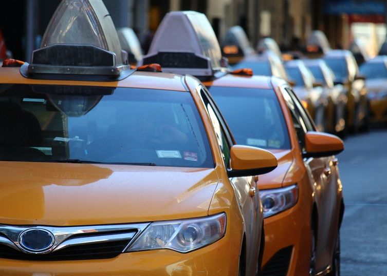 Masinile care se conduc singure au facut prima victima! O femeie a murit calcata de un autoturism Uber Masinile Care Se Conduc Singure Au Facut Prima Victima O Femeie A Murit Calcata De Un Autoturism Uber