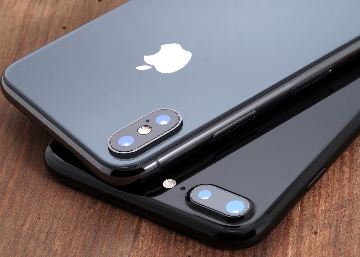Apple va lansa pentru prima data modele de iPhone cu dual-SIM! Cat vor costa telefoanele Apple Va Lansa Pentru Prima Data Modele De Iphone Cu Dual Sim Cat Vor Costa Telefoanele