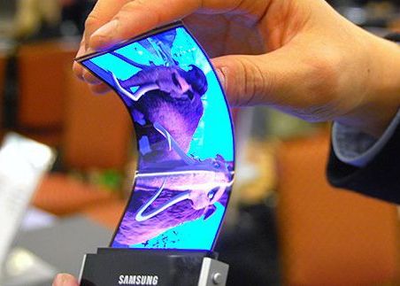 Cum Va Arata Primul Smartphone Pliabil Samsung Telefonul Ar Putea Fi Lansat Anul Viitor
