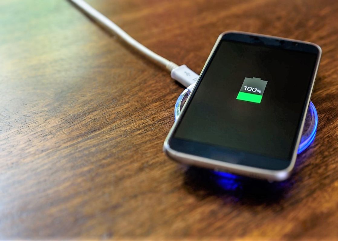 Cum Iti Adaptezi Mobilul Pentru Incarcatorul Wireless