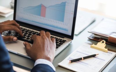 Facebook si Google risca amenzi uriase pentru incalcarea GDPR. Ce abuzuri au comis