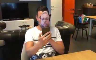 Experiment cu final surprinzator! Ce s-a intamplat cand a vrut sa deblocheze telefonul folosind o fotografie