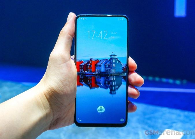 Vivo Prezinta Un Nou Smartphone Cu Senzor De Amprenta In Ecran Si Display Ultra Fullview
