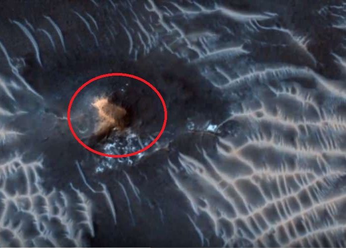 Ce spun cercetatorii despre formatiunea ciudata, ca un OZN, observata pe Marte Ce Spun Cercetatorii Despre Formatiunea Ciudata In Forma De Ozn Observata Pe Marte