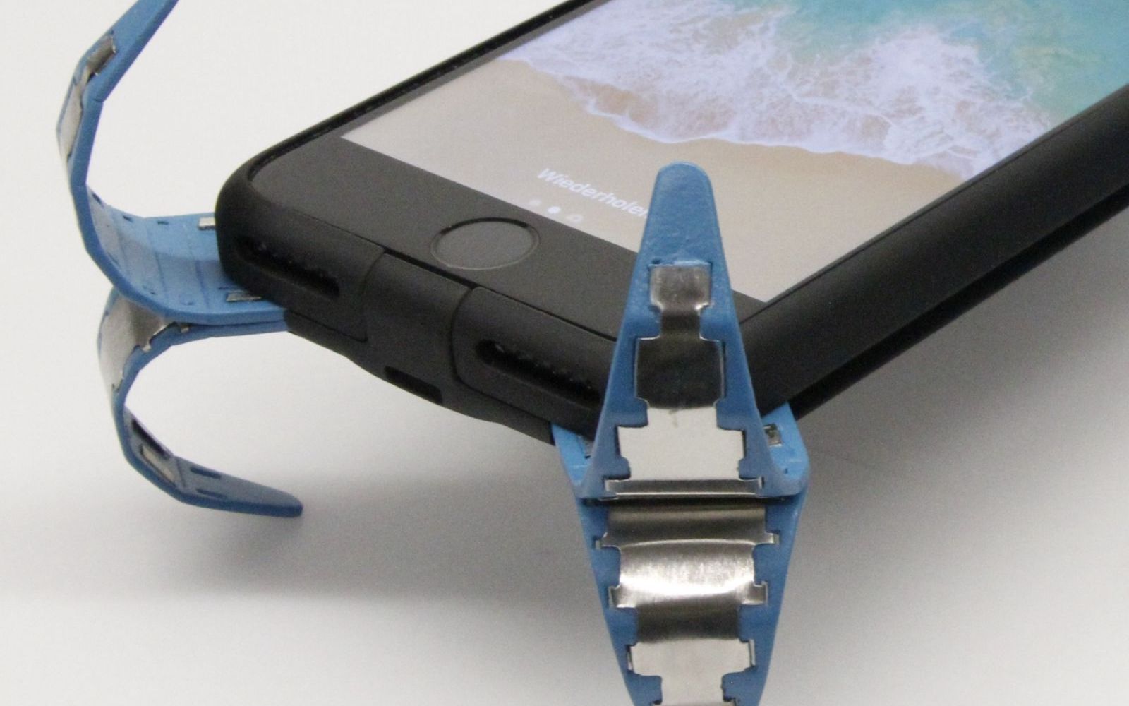 Un Student A Inventat Airbag Ul Pentru Smartphone Ce Se Intampla Cand Scapi Telefonul Pe Jos