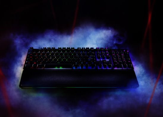 Razer a anunțat noua gamă de tastaturi de gaming premium, Razer Huntsman Razer A Anuntat Noua Gama De Tastaturi De Gaming Premium Razer Huntsman
