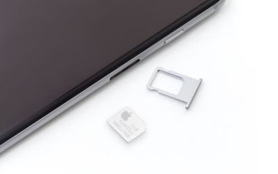 Noi detalii despre primul model de iPhone care va avea dual-SIM