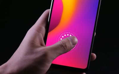 Leagoo lansează S10, o clonă iPhone cu senzor de amprentă integrat în ecran. Cât va costa