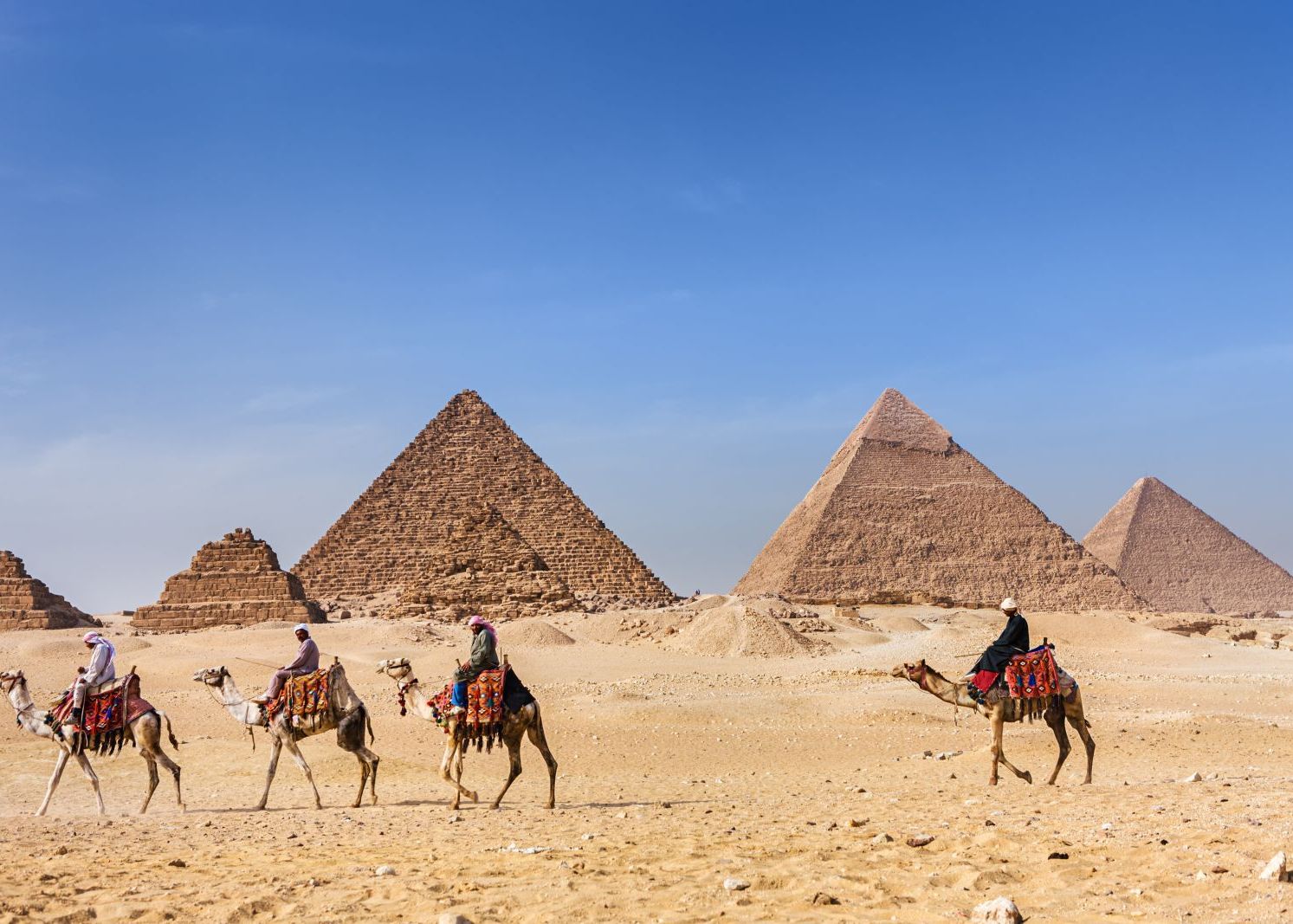 Marea Piramida Din Giza Poate Focaliza Energia Electromagnetica