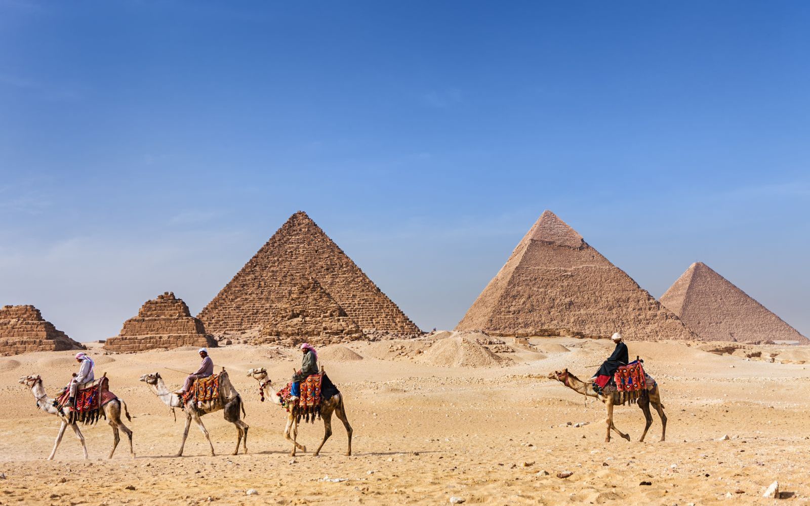 Marea Piramida Din Giza Poate Focaliza Energia Electromagnetica