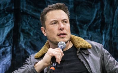 Elon Musk vrea să scoată Tesla de pe bursă. Ce se întâmplă cu gigantul auto în aceste momente