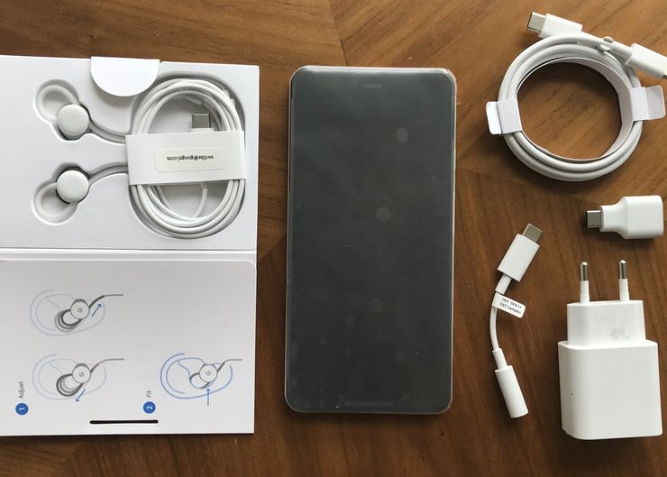 Nu a fost lansat, dar traficanții îl vând deja cu 2.000 de dolari! Ce specificații va avea Pixel 3XL Nu A Fost Lansat Dar Traficantii Il Vand Deja 2 000 De Dolari Ce Specificatii Va Avea Pixel 3xl