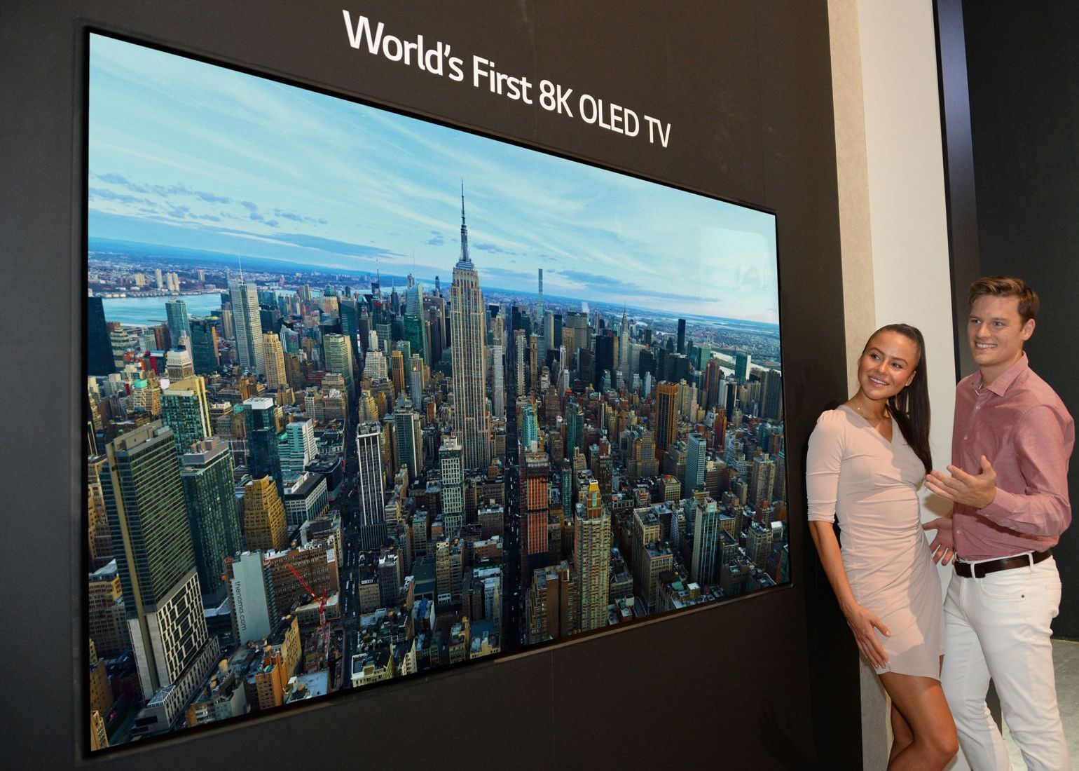 Lg A Prezentat Primul Televizor Oled 8k Din Lume La Ifa Berlin