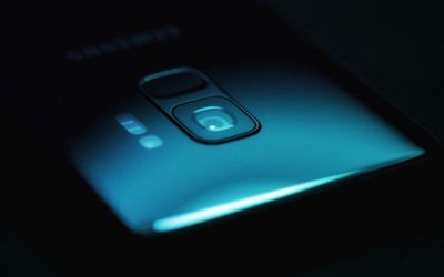 Galaxy S10 va arăta complet diferit. Ce schimbări pregătește Samsung pentru noul flagship