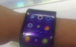 Imagini Surprinzatoare Cu Primul Smartphone Pliabil Lenovo Telefonul Functioneaza Perfect