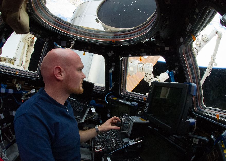 Trei Astronauti Izolati Pe Statia Spatiala Internationala Ce Urmeaza Dupa Lansarea Esauata A Navetei Soiuz