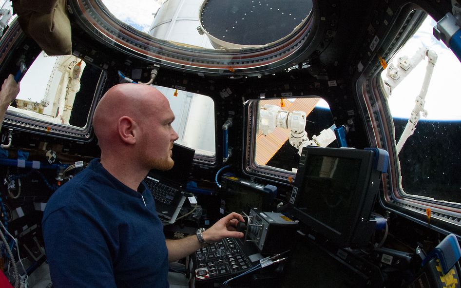 Trei astronauți, izolați pe Stația Spațială Internațională. Ce urmează după lansarea eșuată a navetei Soiuz? Trei Astronauti Izolati Pe Statia Spatiala Internationala Ce Urmeaza Dupa Lansarea Esauata A Navetei Soiuz