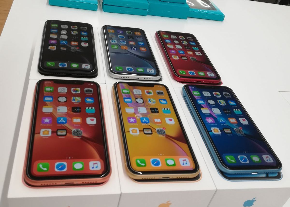 iPhone Xr a fost lansat oficial în România. Primele impresii despre noul smartphone Iphone Xr A Fost Lansat Oficial In Romania Primele Impresii Despre Noul Smartphone