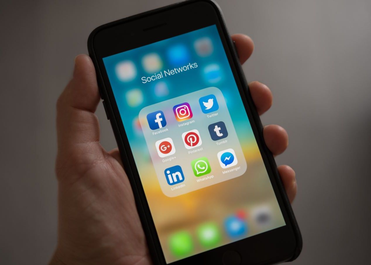 Cum sunt spionați utilizatorii de smartphone de aplicațiile pe care și le-au șters din telefoane Cum Sunt Spionati Utilizatorii De Smartphone De Aplicatiile Pe Care Si Le Au Sters Din Telefoane