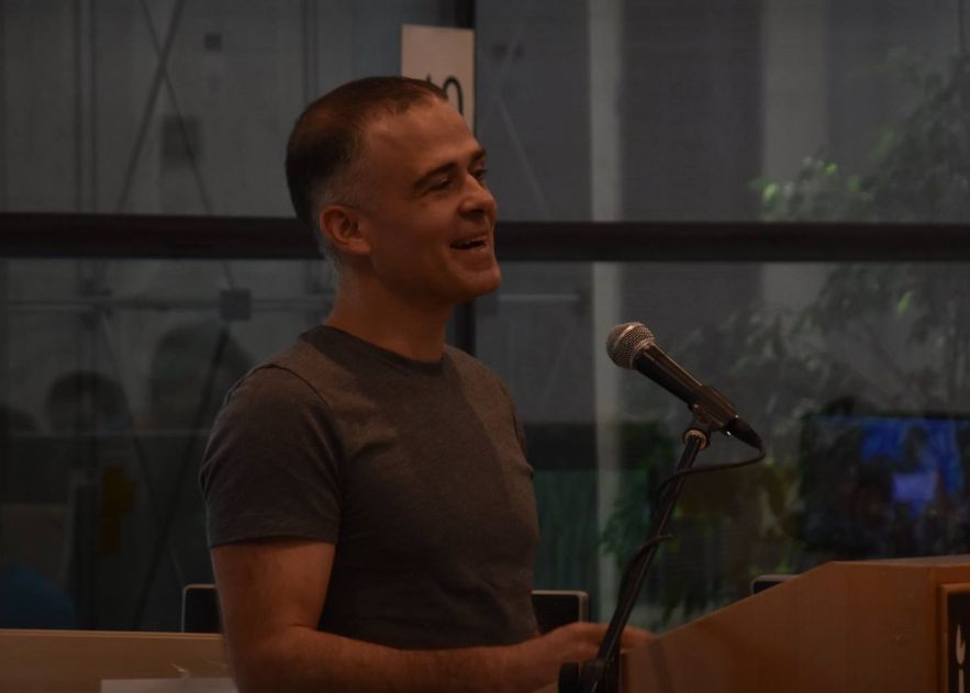 Interviu exclusiv cu Zeev Farbman, cel care a creat aplicația care înlocuiește Photoshop Interviu Exclusiv Cu Zeev Farbman Ceo Ul Companiei Care A Creat Aplicatia Mobila Care Inlocuieste Care
