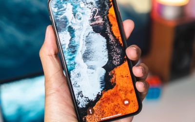 Decizie neașteptată luată de Apple: a reluat producția modelului iPhone X! Care sunt motivele