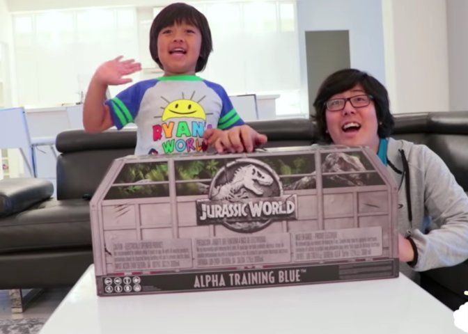 Cine Sunt Cei Mai Bine Platiti Vloggeri De Pe Youtube Peste 22 Milioane De Dolari Castigati Anul Acesta