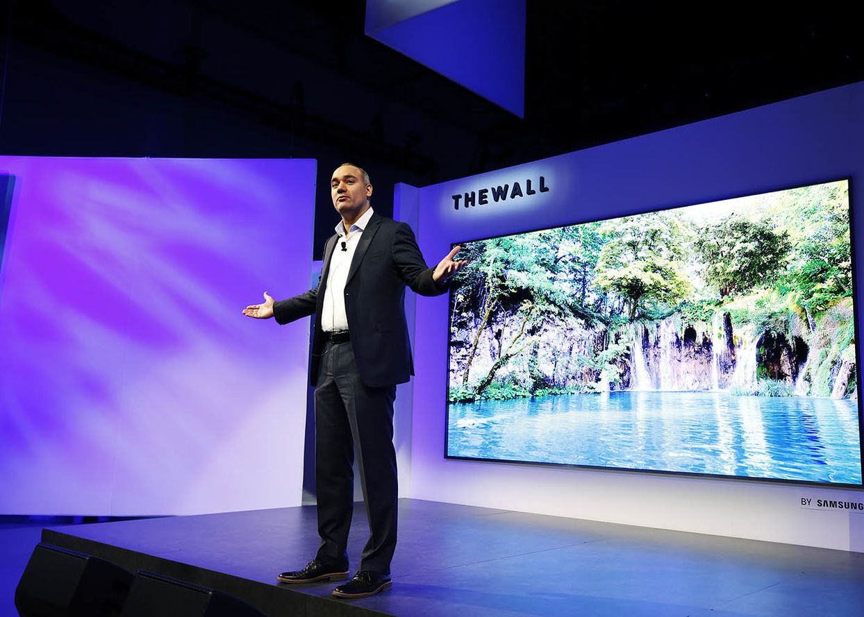 Inovația deosebită pe care o aduce The Wall, cel mai mare televizor din lume Samsung A Prezentat The Wall Cel Mai Mare Televizor Din Lume