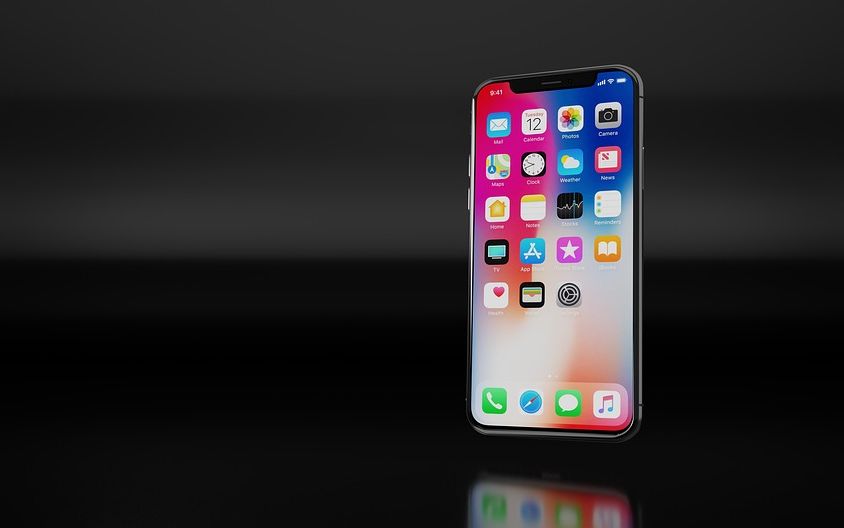 Compania Apple Data In Judecata Din Cauza Bretonului De La Iphone X