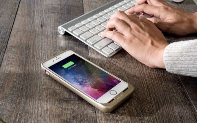 Un truc simplu prin care poți să încarci wireless un iPhone 7