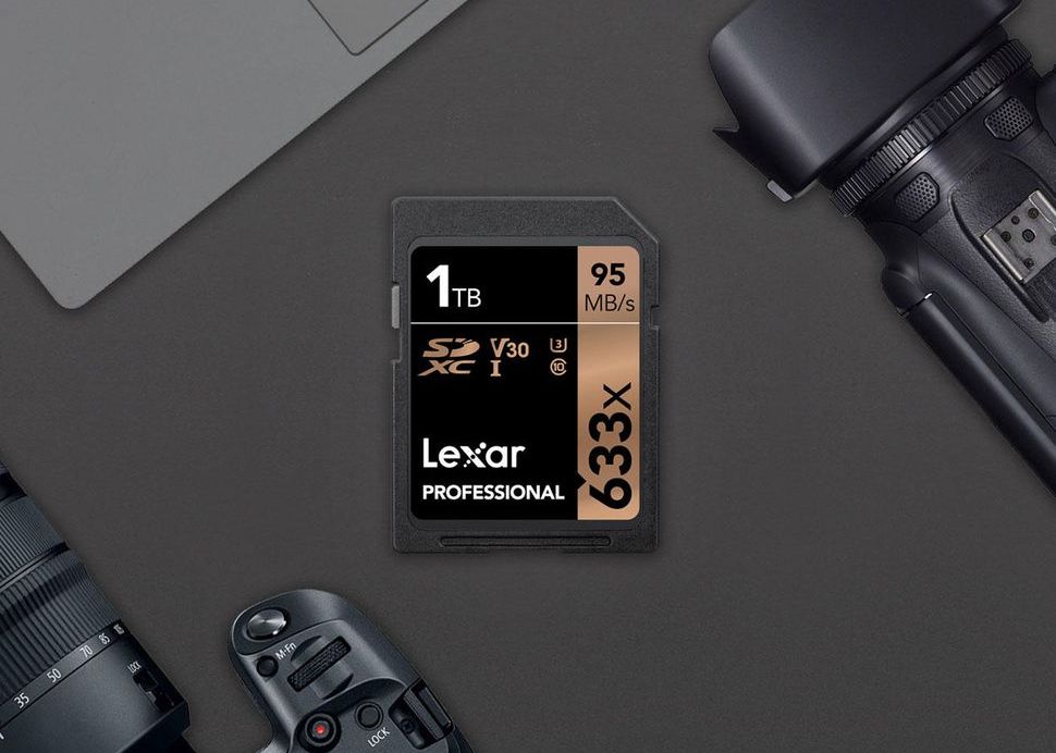 Cât de scump este cardul SD mamut de 1TB lansat la CES 2019 Cat De Scump Este Cardul Sd Mamut De 1tb Lansat La Ces 2019