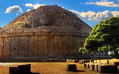 Misterul Piramidelor Din Algeria Ce Se Afla In Interiorul Acestor Monumente Impersionante