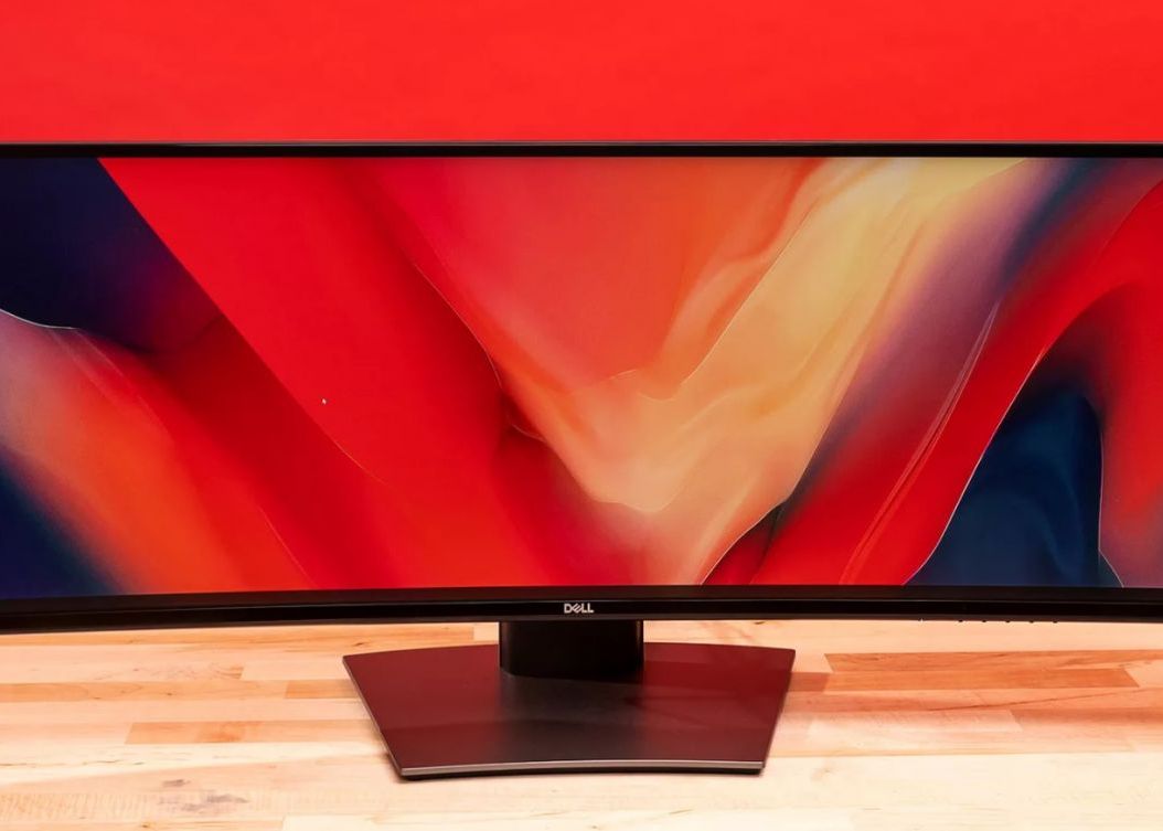 Nu, această imagine nu e făcută în Photoshop. Cum arată cel mai lat monitor QHD din lume lansat de către Dell Nu Aceasta Imagine Nu E Facuta In Photoshop Cum Arata Cel Mai Lat Monitor Qhd Din Lume Lansat De Catre