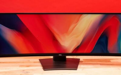 Nu, această imagine nu e făcută în Photoshop. Cum arată cel mai lat monitor QHD din lume lansat de către Dell