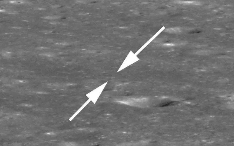 Imagini inedite: ce-a fotografiat NASA pe fața nevăzută a Lunii Obiectul Pe Care Nasa L A Fotografiat Pe Fata Nevazuta A Lunii