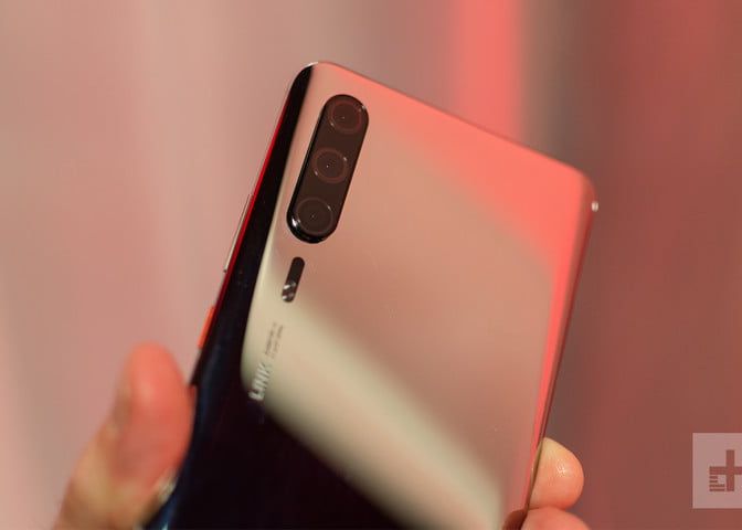 Imagini Hands On Cu Huawei P30 Pro Detaliul Care Infirma Toate Zvonurile De Pana Acum