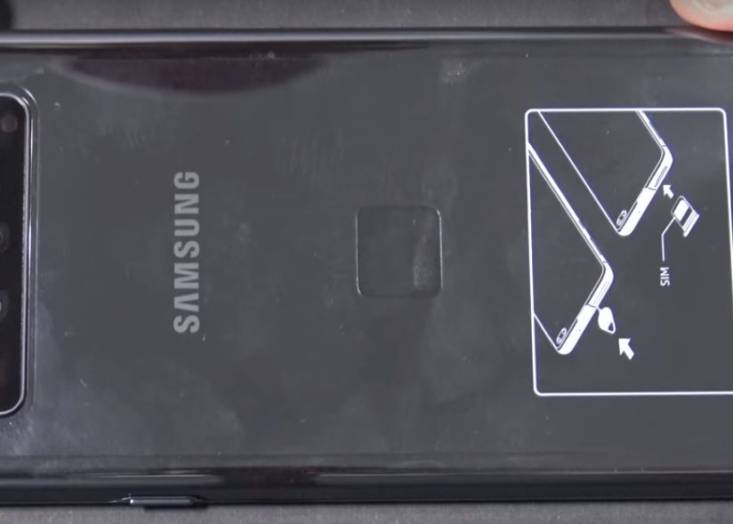 Au desfăcut un Samsung Galaxy S10 5G. Ce are în interior telefonul de peste 1.000 de euro Au Dezmembrat Un Samsung Galaxy S10 5g Ce Are In Interior Telefonul De Peste 1 000 De Euro
