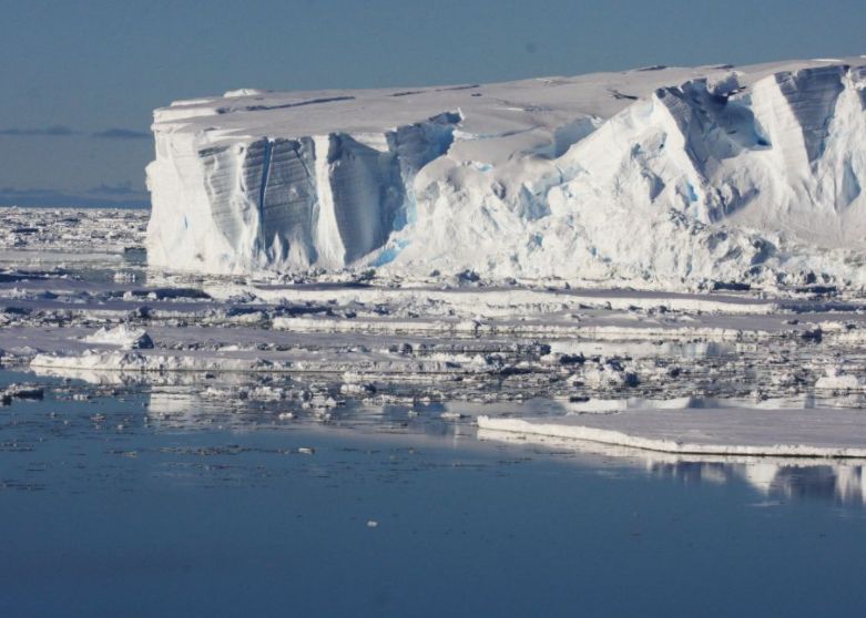 Amenintarea Nucleara Care Se Ascunde In Spatele Topirii Calotei Glaciare Avertismentul Oamenilor De Stiinta